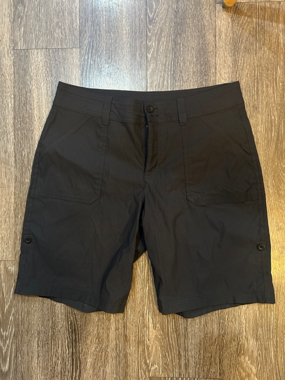 Eddie Bauer Black Utility Shorts Size 8 | Outdoor Hiking Casual